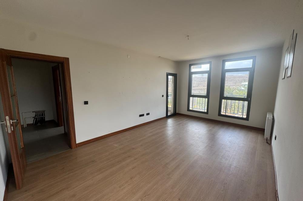 TUZLA AYDINLI TOKİ DE 2+1 KİRALIK DAİRE