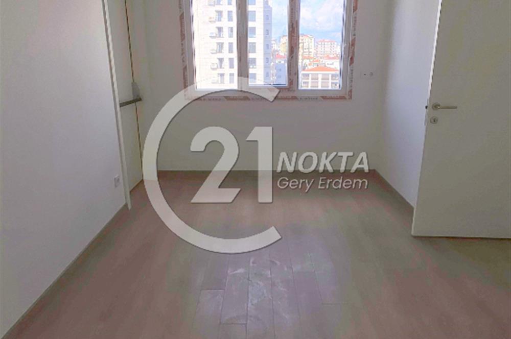 ERENKÖY ETHEMEFENDİ CAD. YAKIN SIFIR 3+1 100 M2 
