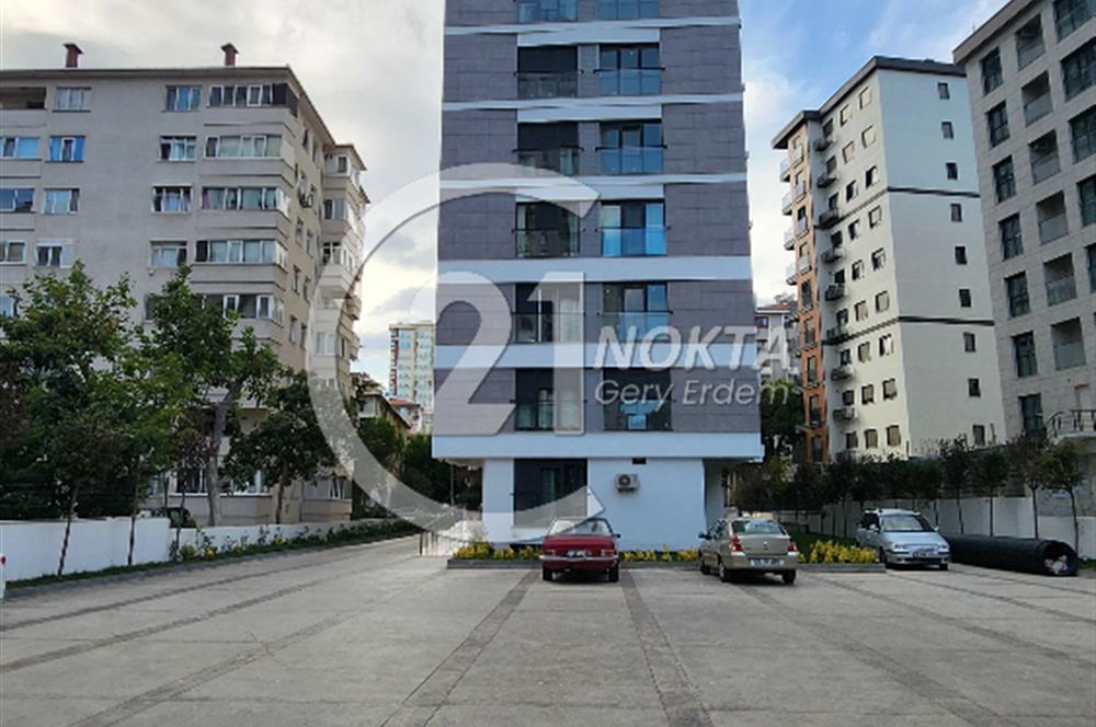 ERENKÖY ETHEMEFENDİ CAD. YAKIN SIFIR 3+1 100 M2 