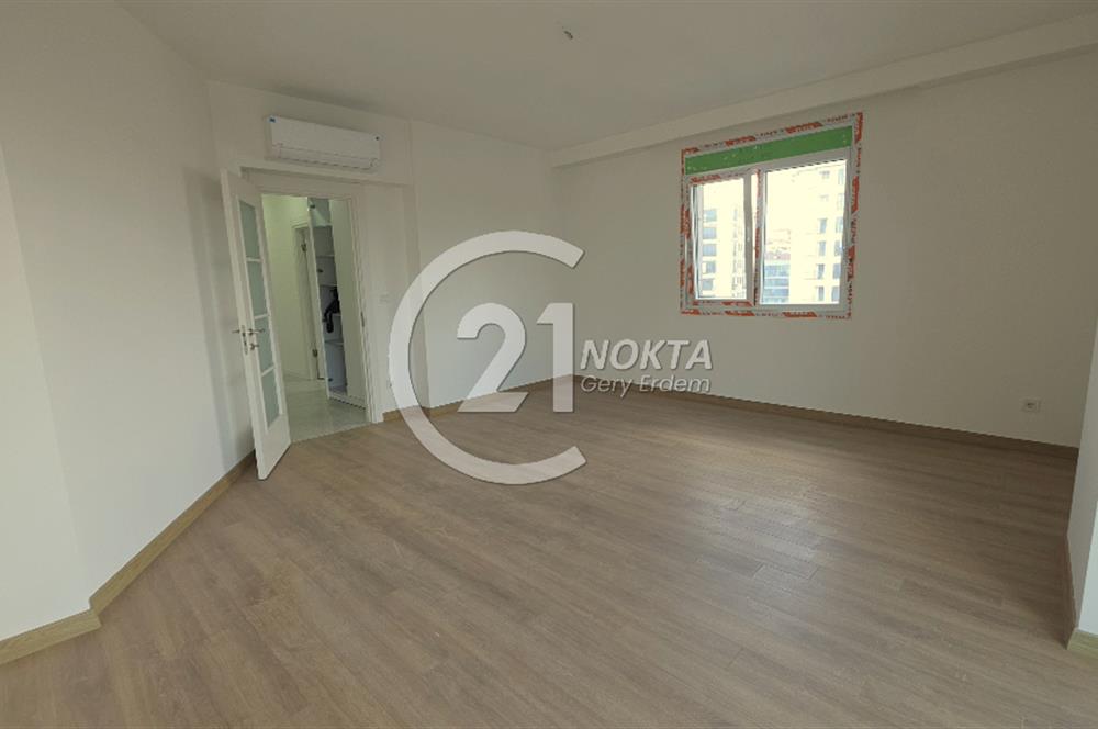 ERENKÖY ETHEMEFENDİ CAD. YAKIN SIFIR 3+1 100 M2 