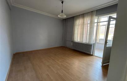 ŞENESENEVLER ARDIÇ SOKAK TA METROYA YAKIN 3+1 KİRALIK DAİRE
