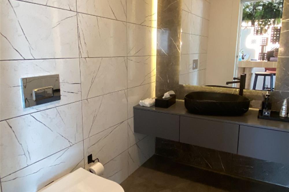 MOMENT BEŞTEPE DE 111 NET M2 KÖŞE KİRALIK OFİS