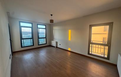 TUZLA AYDINLI TOKİ KONUTLARINDA SATILIK 2+1 DAİRE