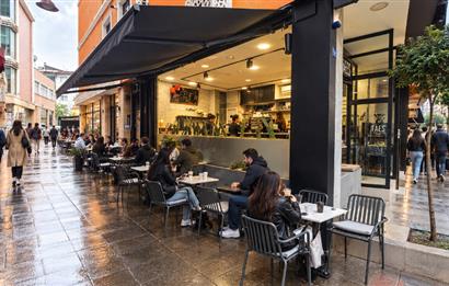 CENTURY 21'DEN FİDANGÖR'DE DEVREN KİRALIK HAZIR KAFE