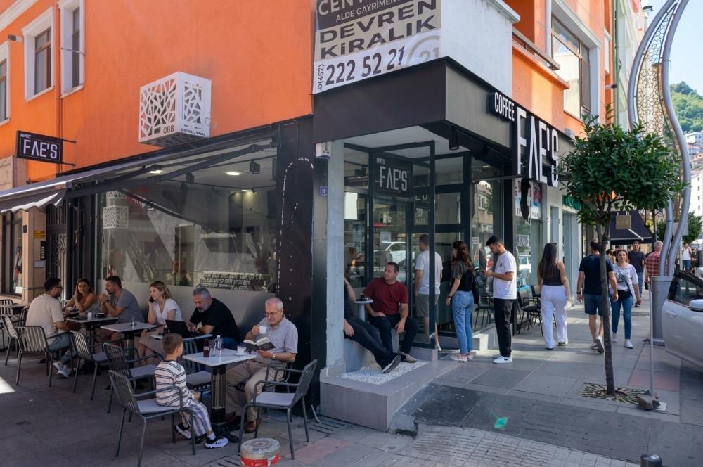 CENTURY 21'DEN FİDANGÖR'DE DEVREN KİRALIK HAZIR KAFE
