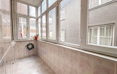 HAZNEDAR GÜVEN MAHALLESİNDE KOMBİLİ 2 BALKONLU 2+1 DAİRE