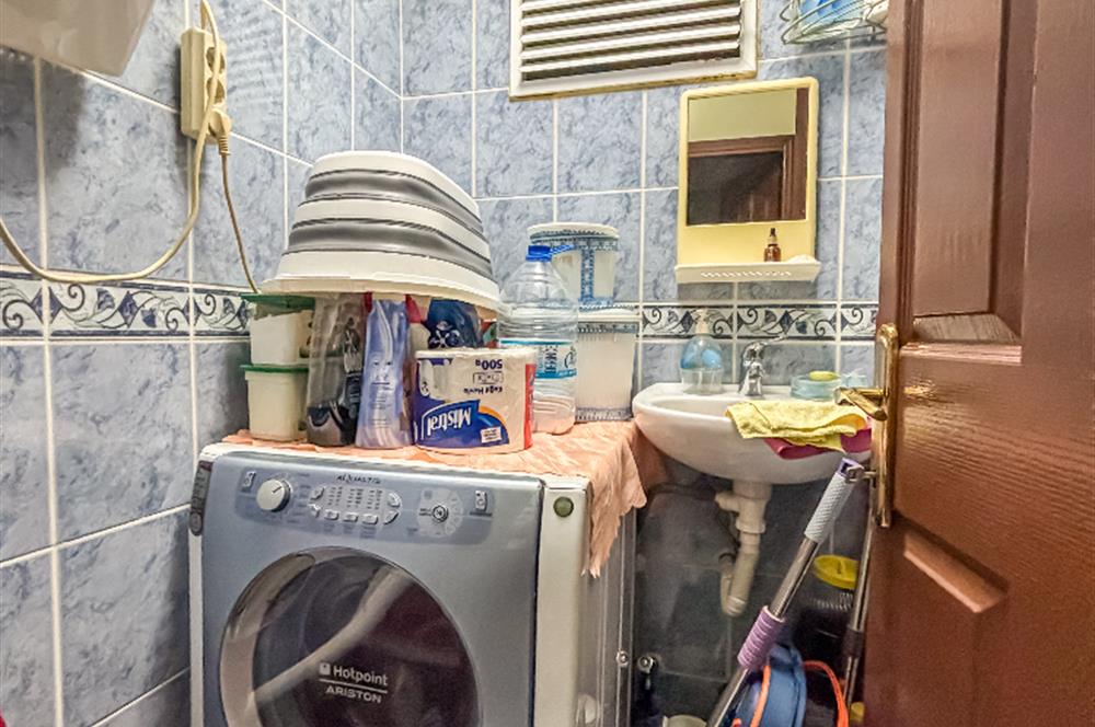 HAZNEDAR GÜVEN MAHALLESİNDE KOMBİLİ 2 BALKONLU 2+1 DAİRE