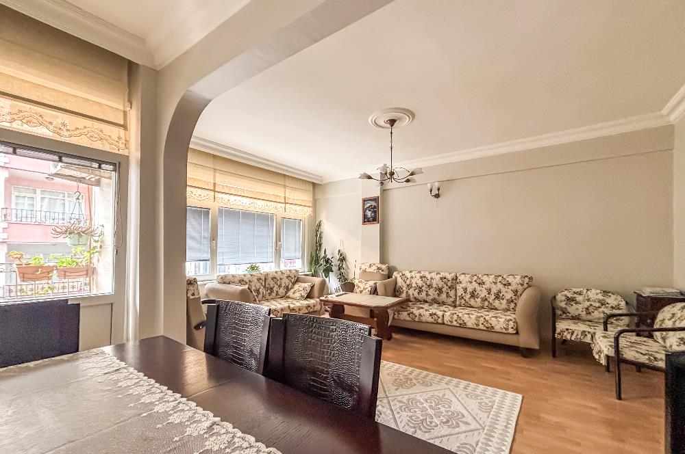 HAZNEDAR GÜVEN MAHALLESİNDE KOMBİLİ 2 BALKONLU 2+1 DAİRE