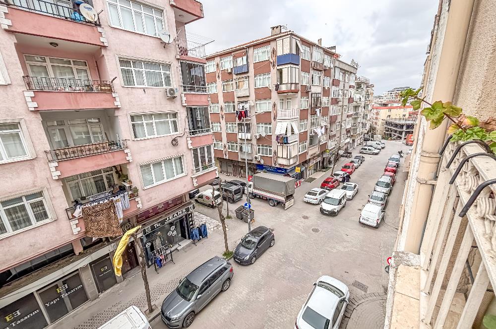 HAZNEDAR GÜVEN MAHALLESİNDE KOMBİLİ 2 BALKONLU 2+1 DAİRE