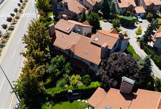ALACAATLI BİLİM AĞACI EVLERİ'NDE KÖŞE KONUMLU, ÖNÜ AÇIK VİLLA - 1 - 37148