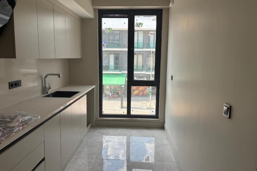 CENTURY21 Plus 'dan Erkmen Öndüç 2+1 Ayrı Mutfaklı Satılık Daire