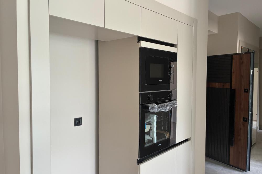 CENTURY21 Plus 'dan Erkmen Öndüç 2+1 Ayrı Mutfaklı Satılık Daire