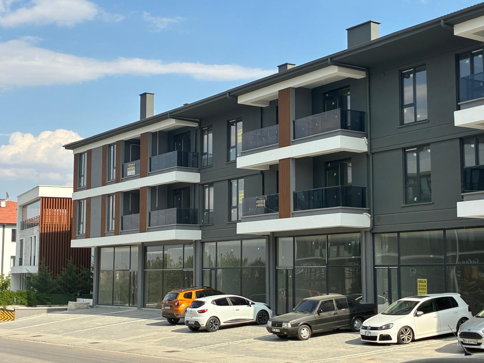 CENTURY21 Plus 'dan Erkmen Öndüç 2+1 Ayrı Mutfaklı Satılık Daire