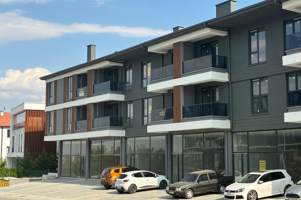 CENTURY21 Plus 'dan Erkmen Öndüç 2+1 Ayrı Mutfaklı Satılık Daire