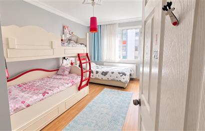 KAĞITHANE ÇAĞLAYANDA 2+1 2.KAT BALKONLU SATILIK DAİRE