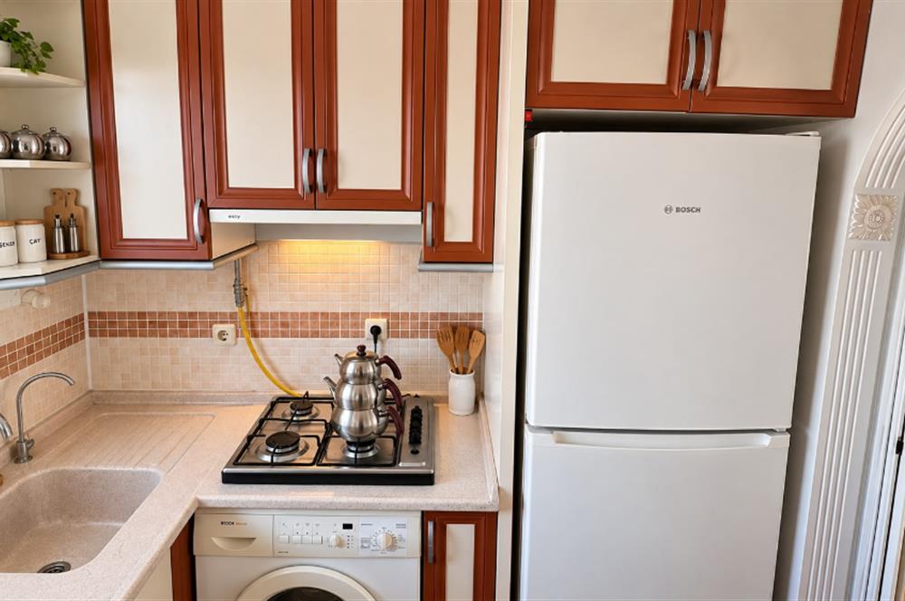 KAĞITHANE ÇAĞLAYANDA 2+1 2.KAT BALKONLU SATILIK DAİRE