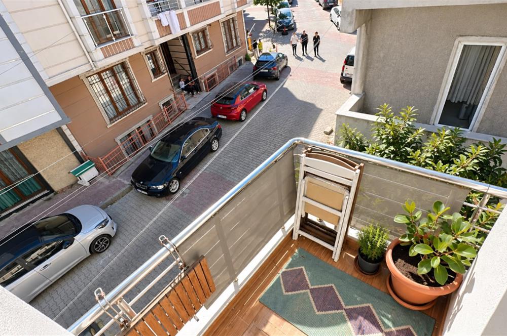 KAĞITHANE ÇAĞLAYANDA 2+1 2.KAT BALKONLU SATILIK DAİRE