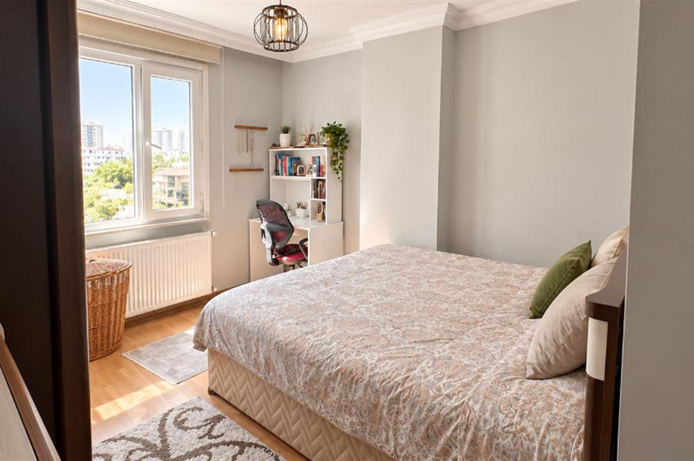 KAĞITHANE ÇAĞLAYANDA 2+1 2.KAT BALKONLU SATILIK DAİRE