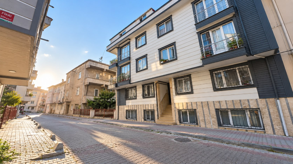 KAĞITHANE ÇAĞLAYANDA 2+1 2.KAT BALKONLU SATILIK DAİRE