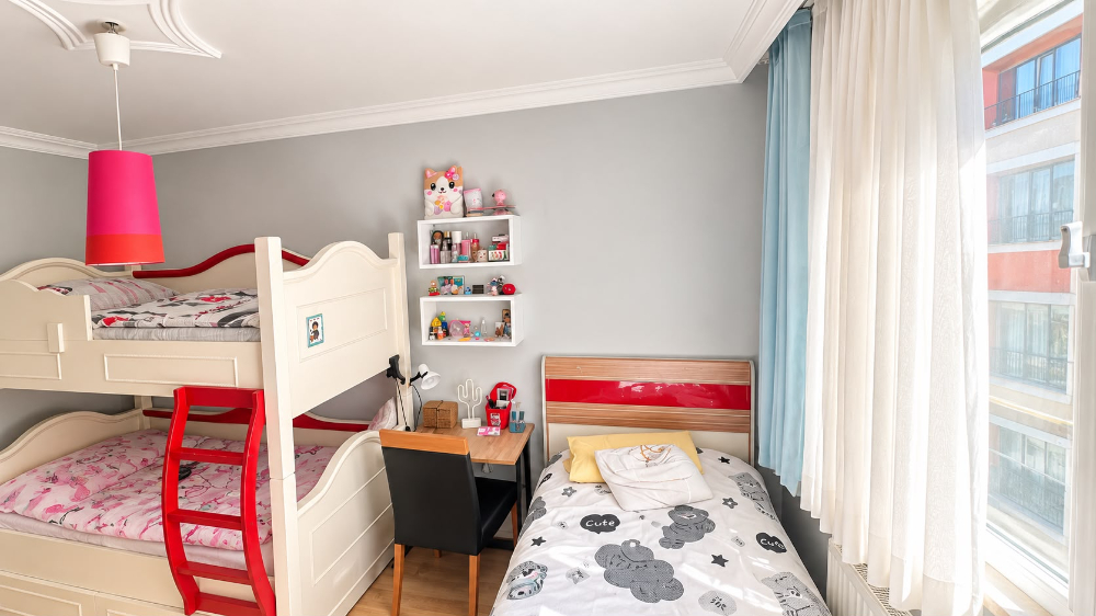 KAĞITHANE ÇAĞLAYANDA 2+1 2.KAT BALKONLU SATILIK DAİRE