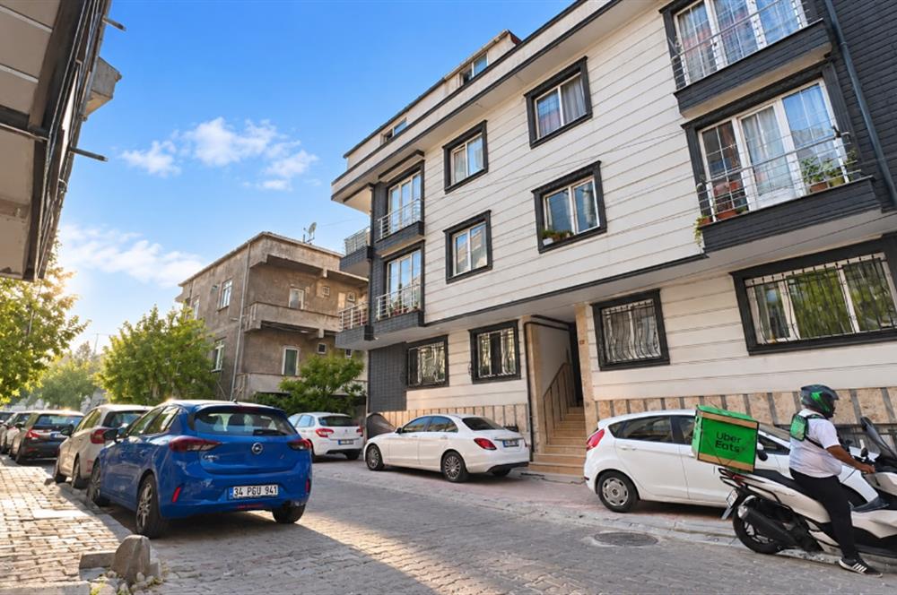KAĞITHANE ÇAĞLAYANDA 2+1 2.KAT BALKONLU SATILIK DAİRE