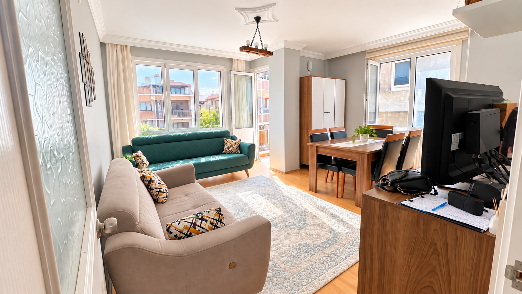 KAĞITHANE ÇAĞLAYANDA 2+1 2.KAT BALKONLU SATILIK DAİRE