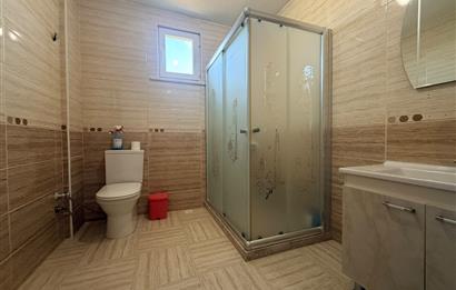 Karaburun'da Satılık 5+2 Bahçeli Müstakil Ev