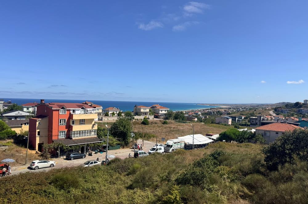 Karaburun'da Satılık 5+2 Bahçeli Müstakil Ev