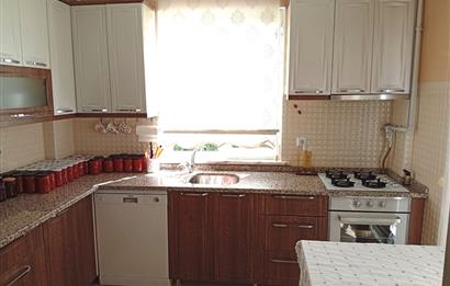 Karaburun'da Satılık 5+2 Bahçeli Müstakil Ev