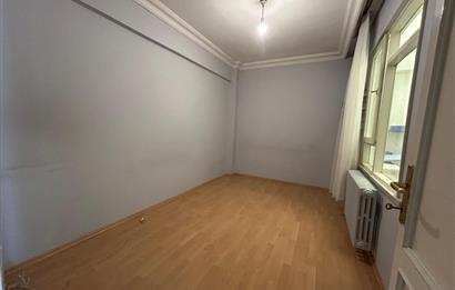 ŞENESENEVLER ARDIÇ SOKAK TA METROYA YAKIN 3+1 KİRALIK DAİRE