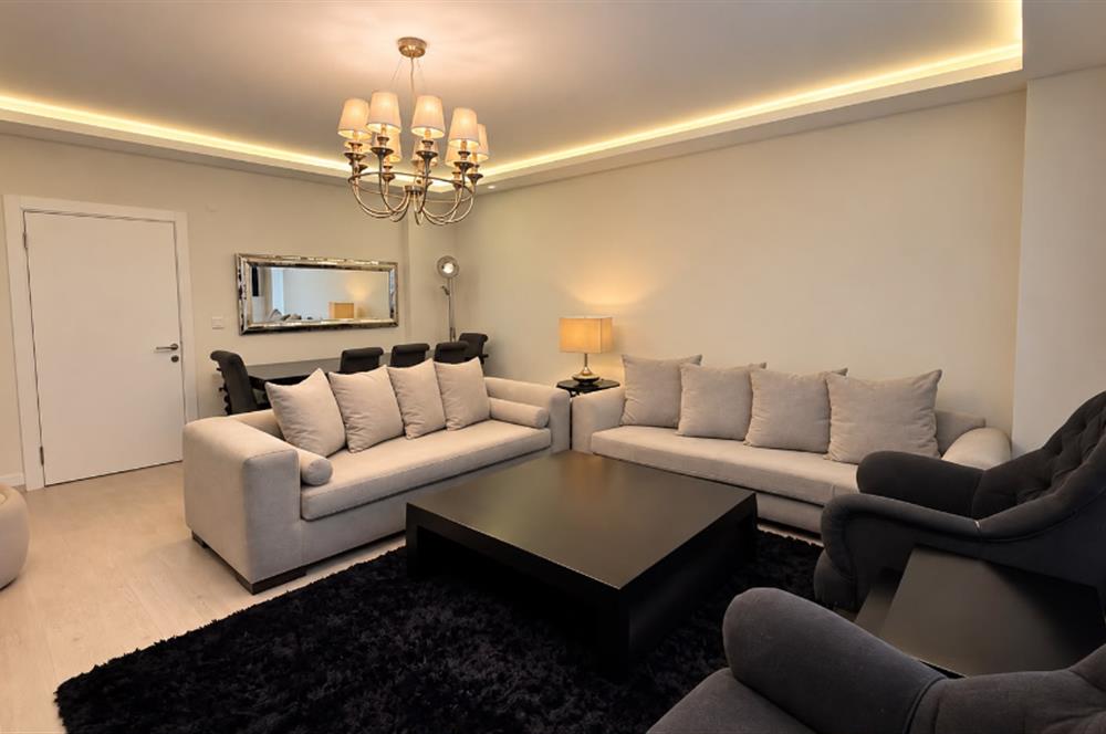 Bahçeköy Merkez'de Dekorasyonlu Satılık 2+1 Daire 