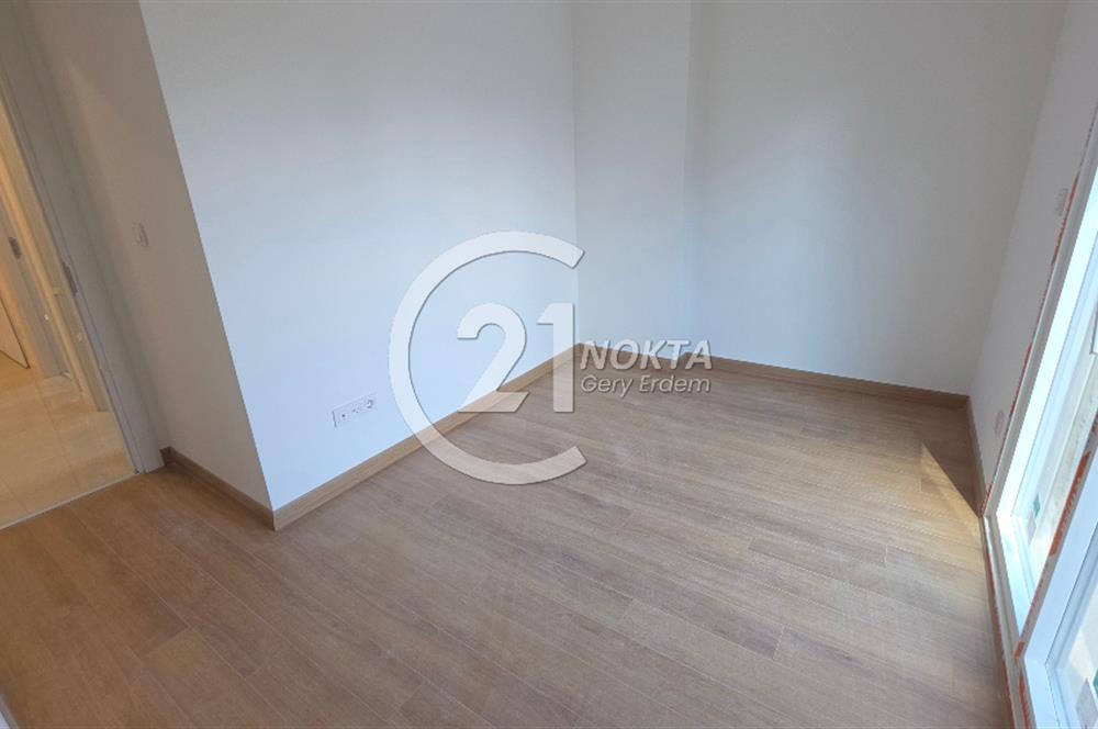 SUADİYE EMİNALİ PAŞA CAD. SIFIR 2+1 100 m2