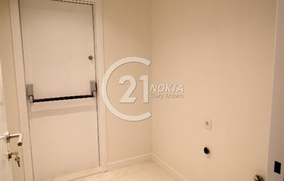 SUADİYE BAĞDATA 2. BİNA GÜVENLİKLİ HAVUZLU 2 YILLIK 5+1 235 M2