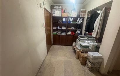 Hanımeli Sokakta  1+1 Satılık Ofis 