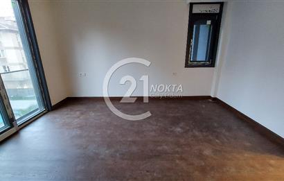 SUADİYE BAĞDATA 2. BİNA GÜVENLİKLİ HAVUZLU 2 YILLIK 5+1 235 M2