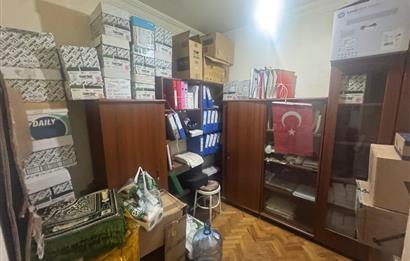 Hanımeli Sokakta  1+1 Satılık Ofis 