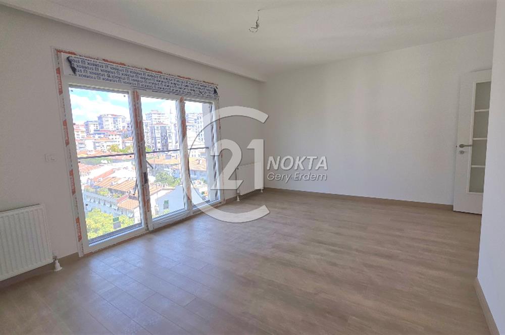 SUADİYE EMİNALİ PAŞA CAD. SIFIR 2+1 100 m2