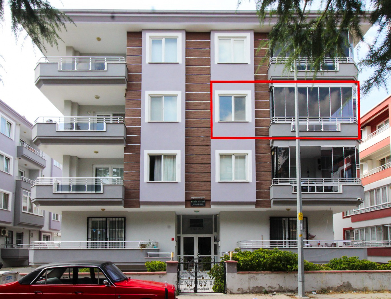 C21 BAL'DAN PAŞAALANINDA SİTE İÇİ ARAKAT SATILIK 3+1 DAİRE