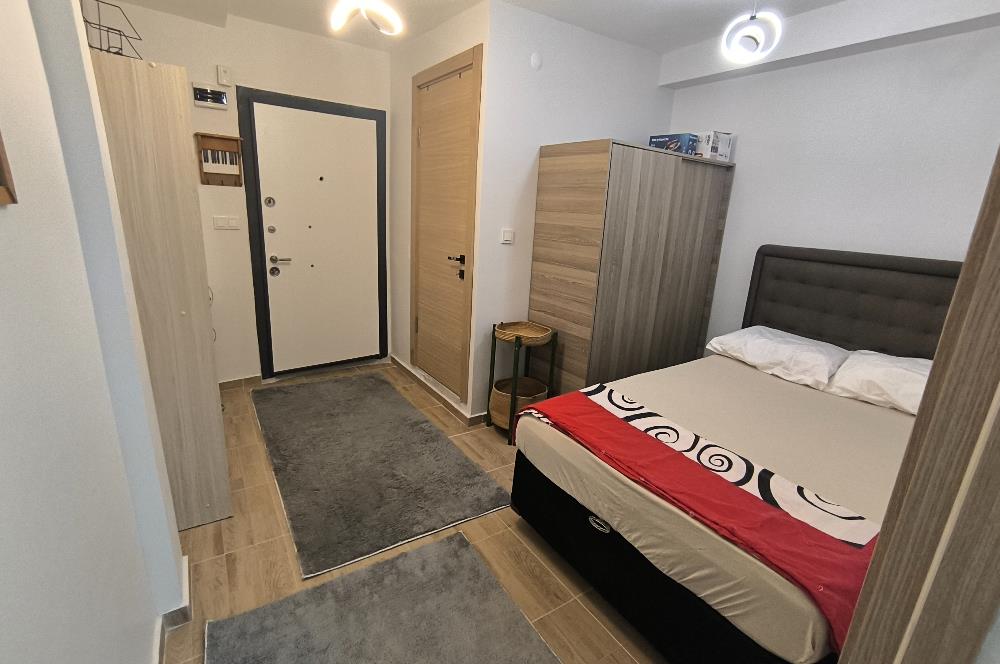 BORNOVA STADYUM METRO YAKINI 3 ADET 1+1 APART + DÜKKAN