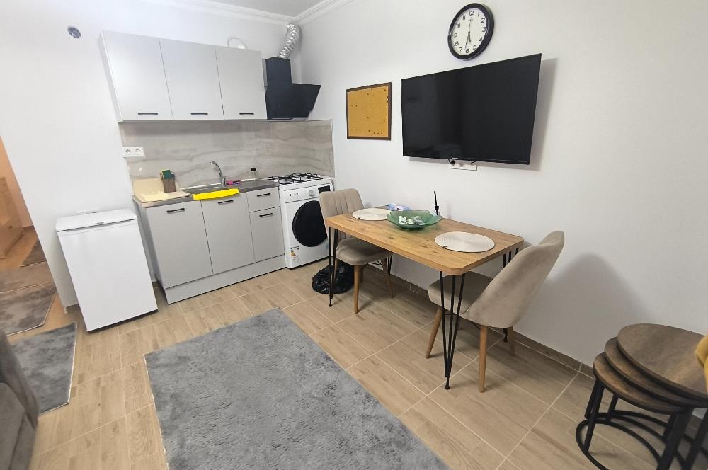 BORNOVA STADYUM METRO YAKINI 3 ADET 1+1 APART + DÜKKAN