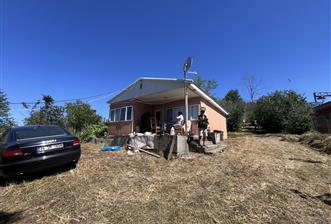 KOCAALİ KARŞI MAH.FULL DENİZ MANZARALI 1630 M2 2 ADET EV VE ARSA - 2 - 37183