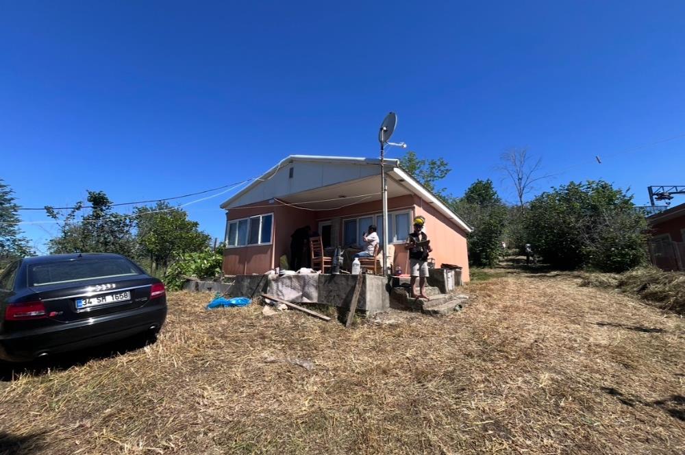 KOCAALİ KARŞI MAH.FULL DENİZ MANZARALI 1630 M2 2 ADET EV VE ARSA