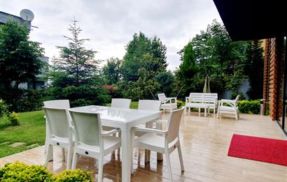 Göl Manzaralı, Müstakil Havuzlu, Eşyalı Villa