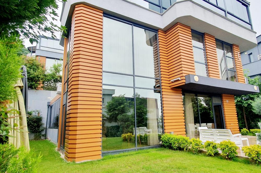 Göl Manzaralı, Müstakil Havuzlu, Eşyalı Villa