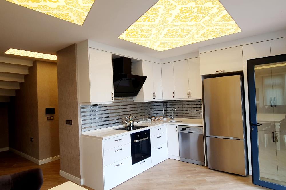 Göl manzaralı Müstakil Villa