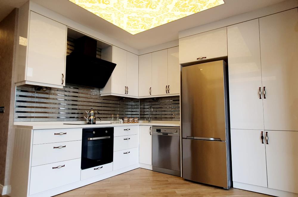 Göl Manzaralı, Müstakil Havuzlu, Eşyalı Villa