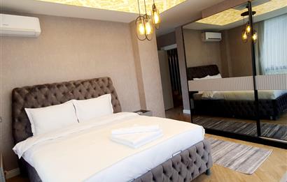 Göl Manzaralı, Müstakil Havuzlu, Eşyalı Villa
