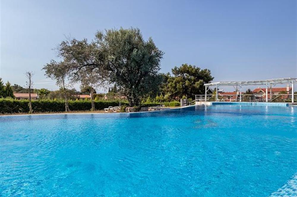 Urlanın Prestijli Sitelerinden Doğa Park Evlerinde Lüks Villa