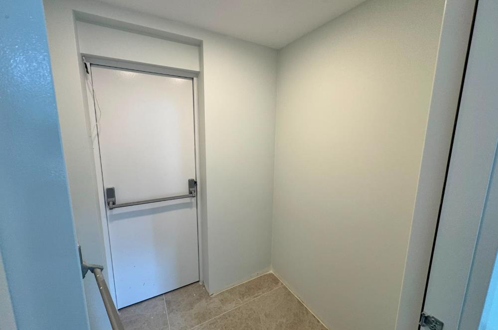 ​Suadiye Park Apartmanı'nda 3. Katta Sıfır, Konforlu ve Lüks Kiralık Daire