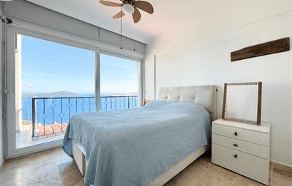 Bodrum Gündoğan Panoramik Deniz Manzaralı Satılık Bahçe Dubleksi